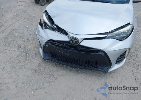 2017 Toyota Corolla Se Special Edition z USA, uszkodzony, nr VIN 5YFBURHE5HP590330